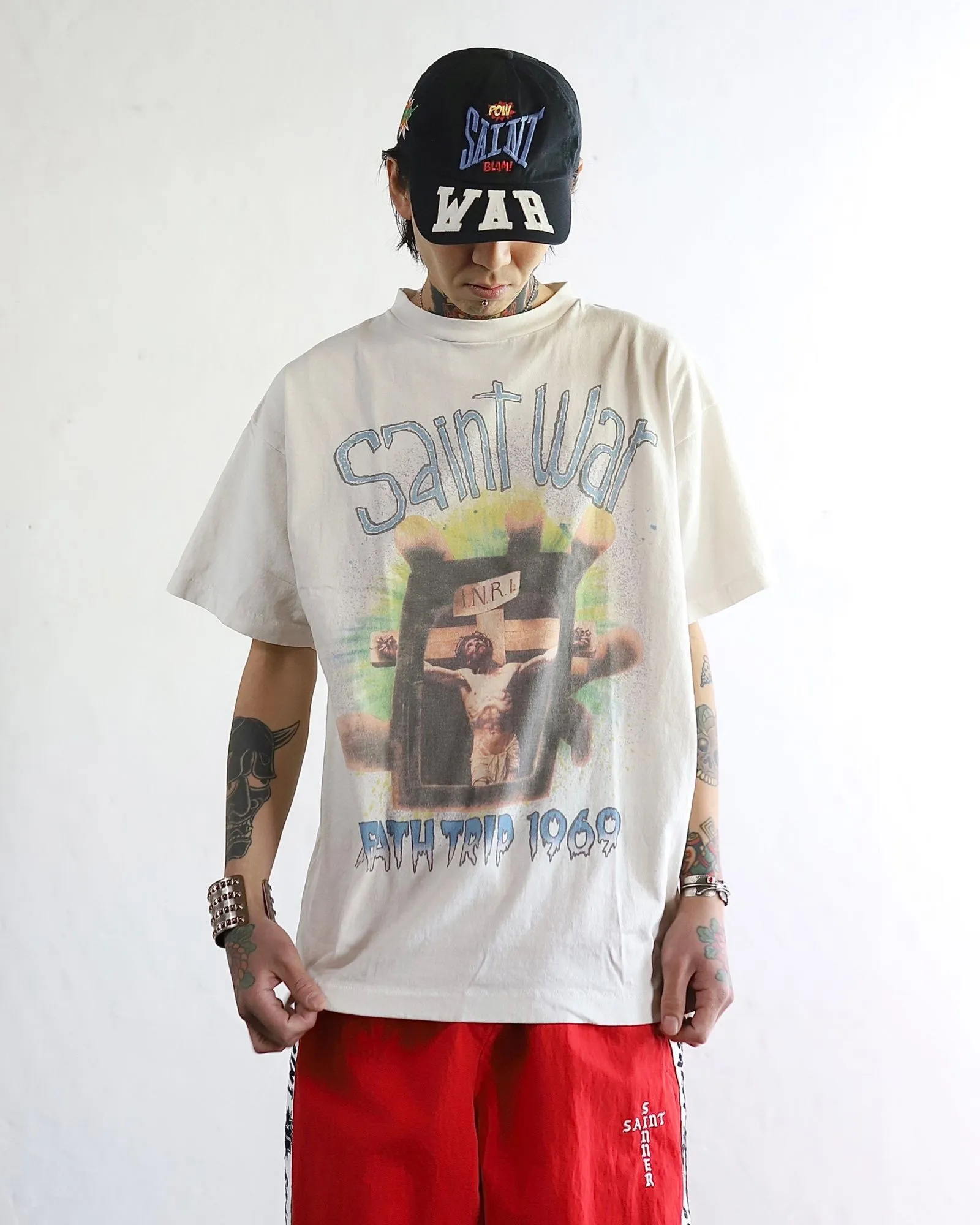 SAINT MICHAEL SAINT WAR TEE/WHAT new style Jesus cross retro short-sleeved, off-white S-XL, ready-to-wear, washed and distressed, printed repeatedly and modified, tube-woven seamless fabric, with little angel anti-counterfeiting label